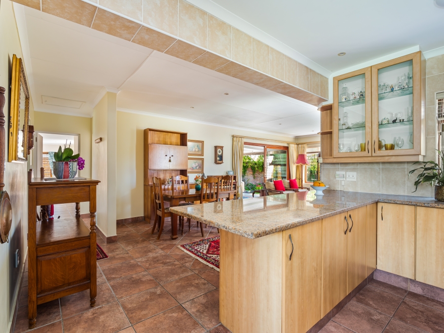 3 Bedroom Property for Sale in The Island Western Cape